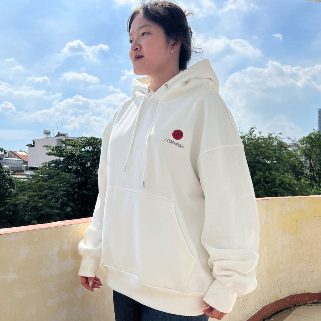 EREN YEAGER BLACK & WHITE HOODIE (Ship from Viet Nam) EREN YEAGER BLACK & WHITE HOODIE (Ship from Viet Nam)