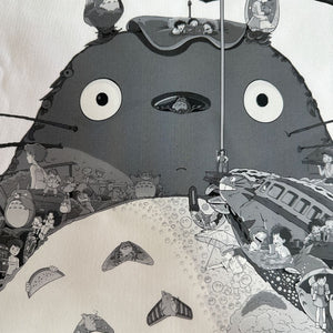 TOTORO PREMIUM T-SHIRT (Art on back - Ship from Viet Nam) TOTORO PREMIUM T-SHIRT (Art on back - Ship from Viet Nam)
