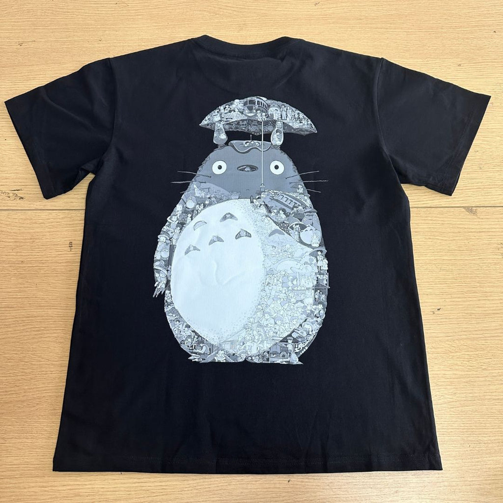 TOTORO PREMIUM T-SHIRT (Art on back - Ship from Viet Nam) TOTORO PREMIUM T-SHIRT (Art on back - Ship from Viet Nam)