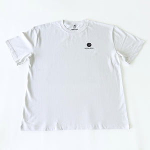 WHITEBEARD ROGER PREMIUM T-SHIRT (Art on back - Ship from Viet Nam) WHITEBEARD ROGER PREMIUM T-SHIRT (Art on back - Ship from Viet Nam)