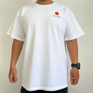 GUTS PREMIUM T-SHIRT (Art on back - Ship from Viet Nam) GUTS PREMIUM T-SHIRT (Art on back - Ship from Viet Nam)