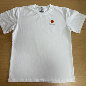 GUTS PREMIUM T-SHIRT (Art on back - Ship from Viet Nam) GUTS PREMIUM T-SHIRT (Art on back - Ship from Viet Nam)